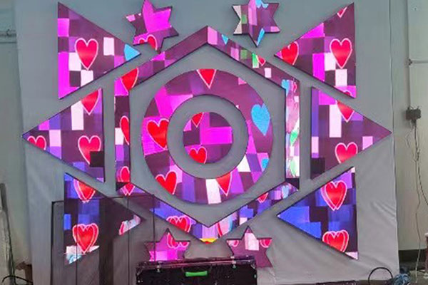 P2.5 Polygonal LED display