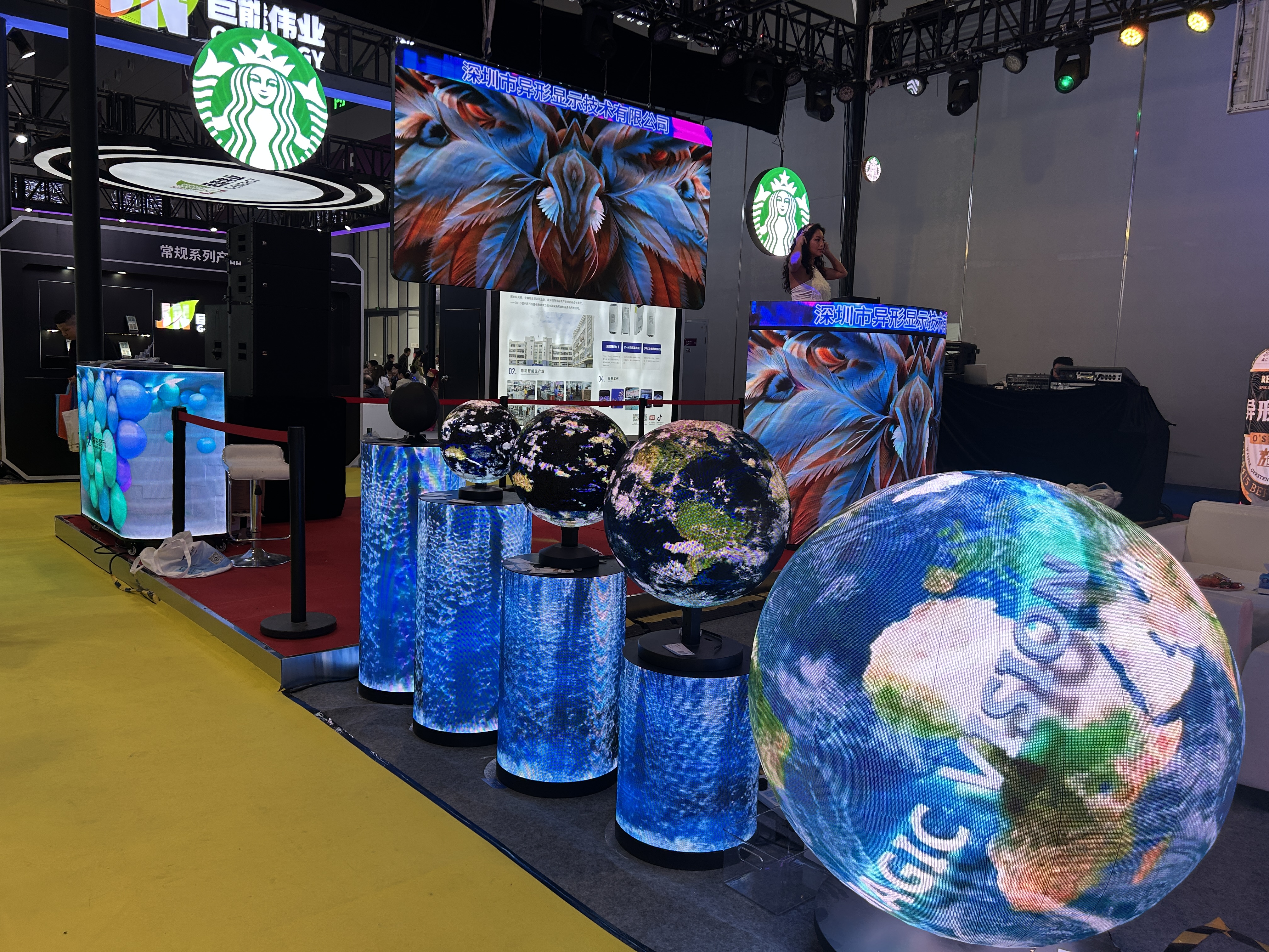 Spherical LED Display Solutions: 360° Immersive Visual Experiences