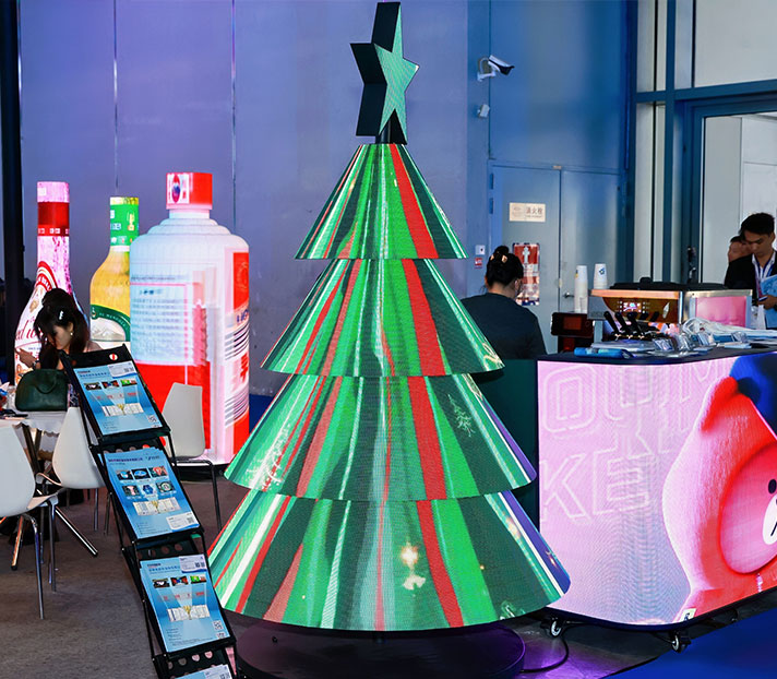 Christmas tree LED screen