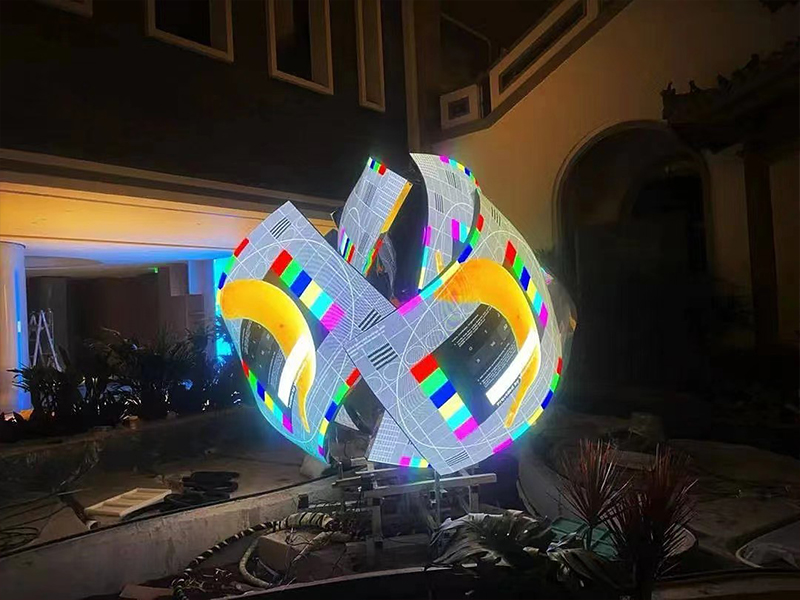How to Fix Color Differences on Outdoor Curved LED Screens
