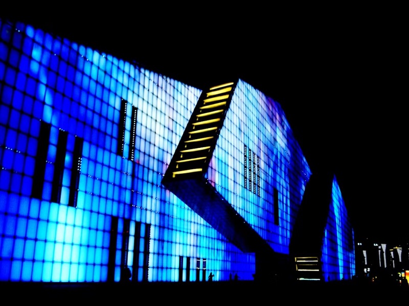 SMD vs. COB LED Displays: Why Their Contrast Performance Is So Different