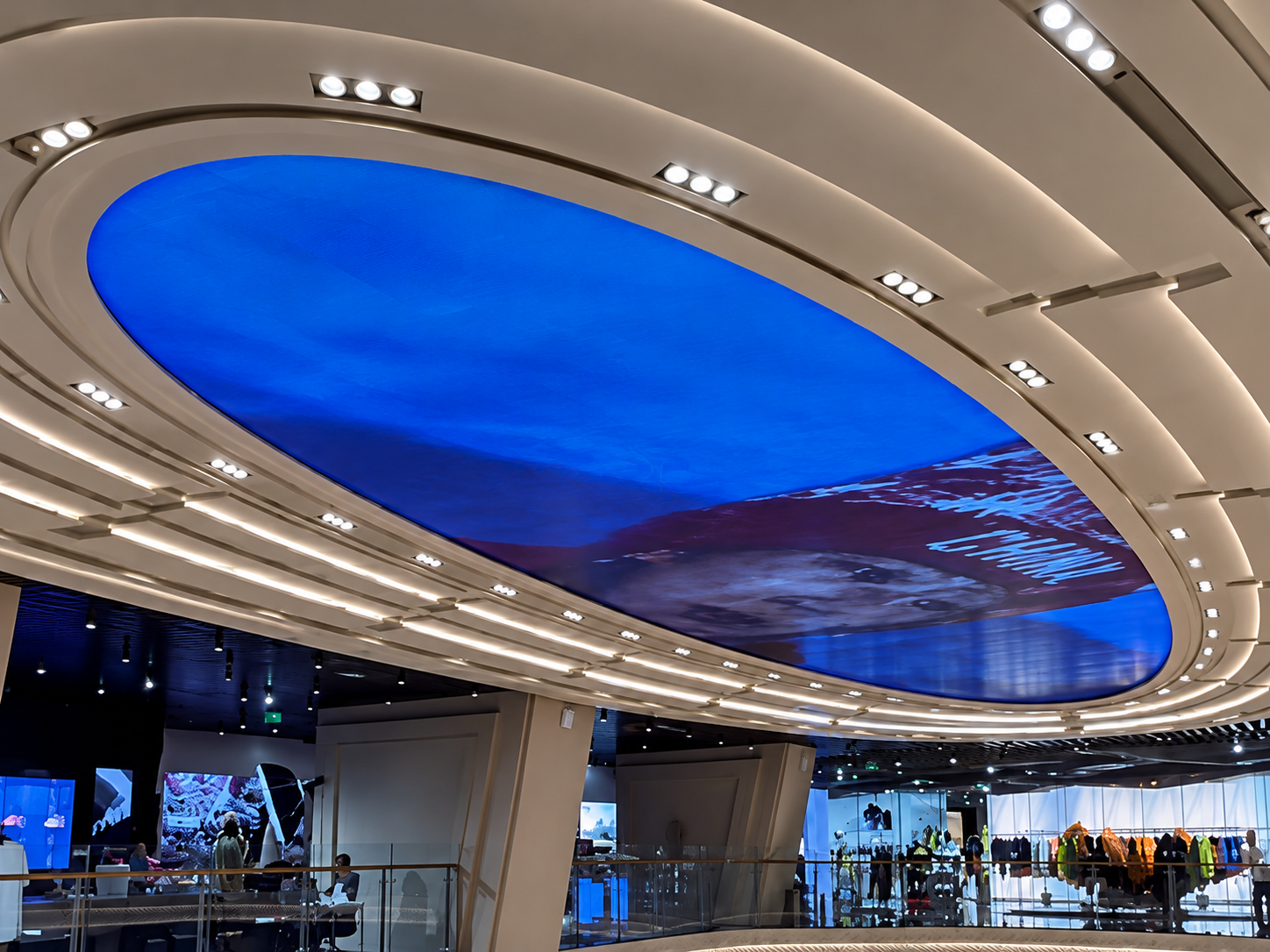 Circular LED Display Pixel Defects: How to Inspect Dead Pixels Before Retail Deployment