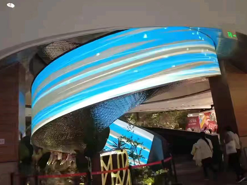 Learning Reimagined: Circular LED Displays Simpl